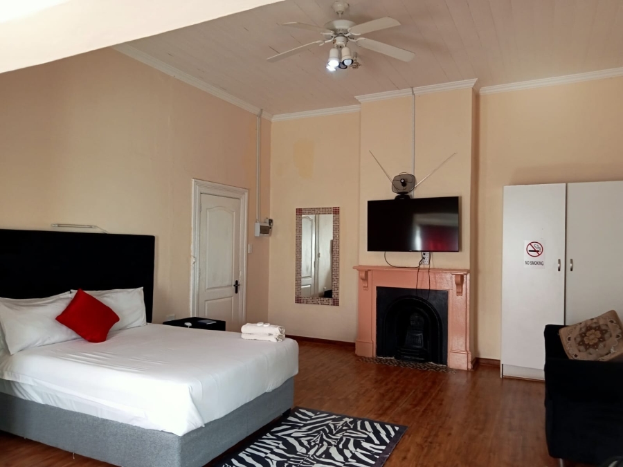 6 Bedroom Property for Sale in Fort Hill Eastern Cape